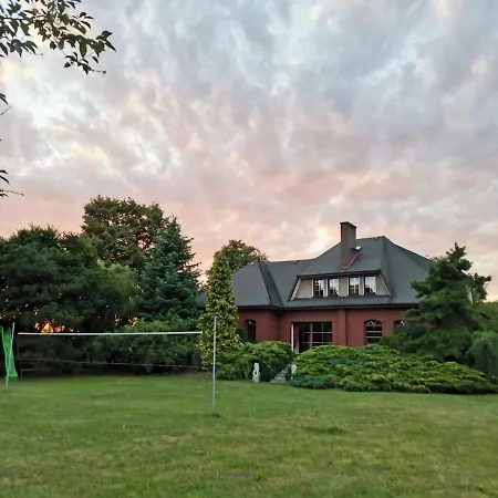 Villa Czerwony Dworek